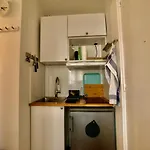Paris proche Tour Eiffel / marché de Passy